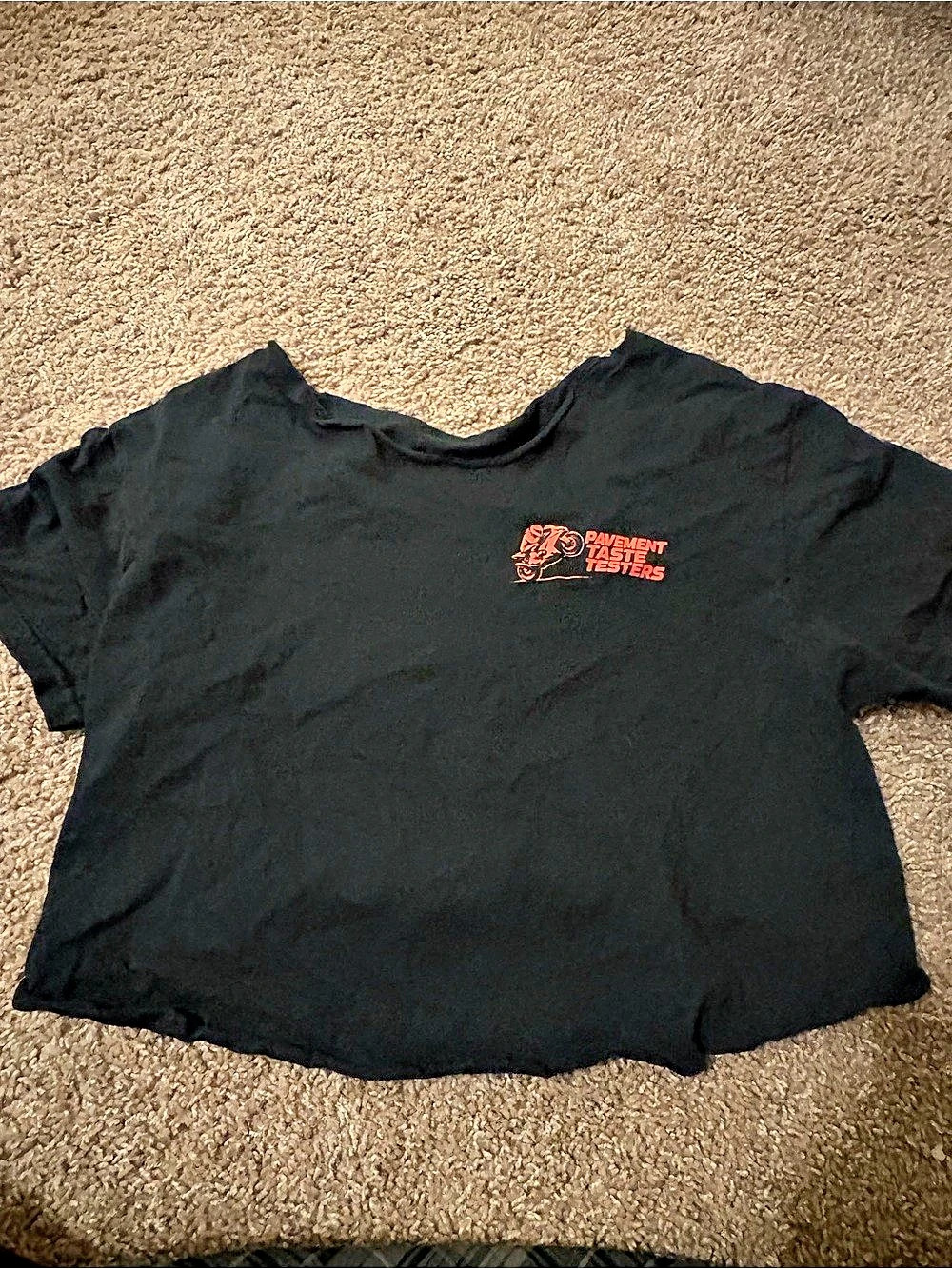 Graphic Short Sleeve Tee in Black
